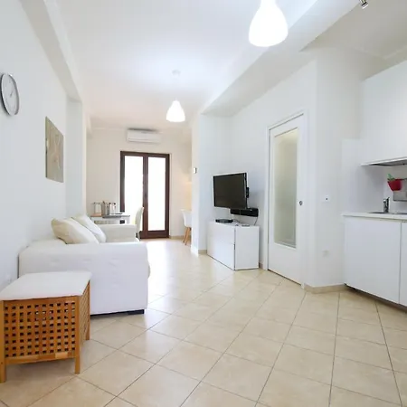 Apartment Costabella *